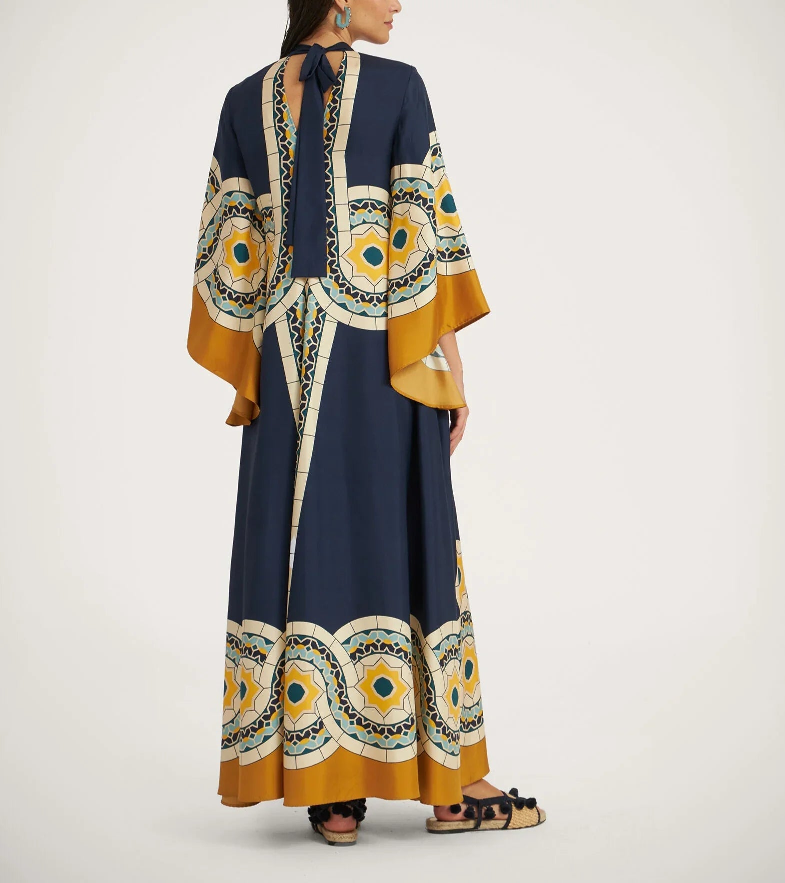 Giuseppa - Luksuriøs Delikat Maxikjole i Satin