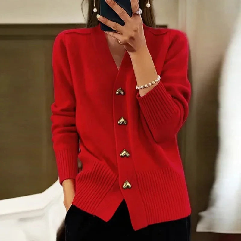 Grace - Elegantný Kardigán so Srdcovými Gombíkmi