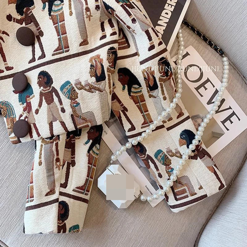 Veste courte à motifs égyptiens